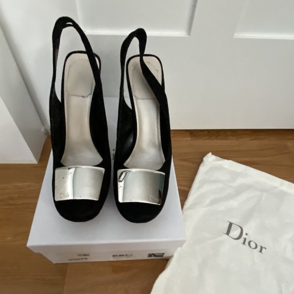 Christian Dior 61 - Suede Slingback Pumps